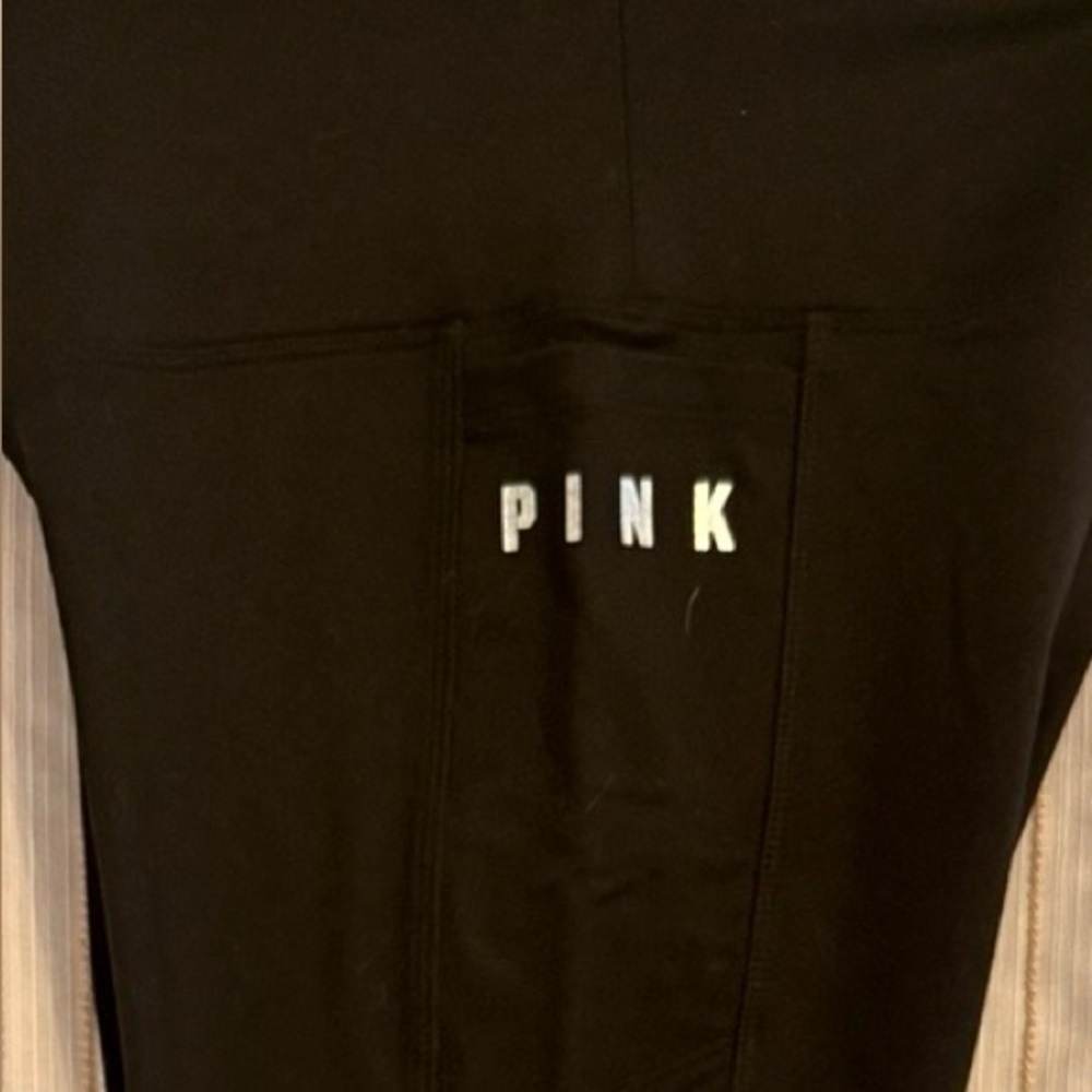 PINK athletic wear leggings size small.